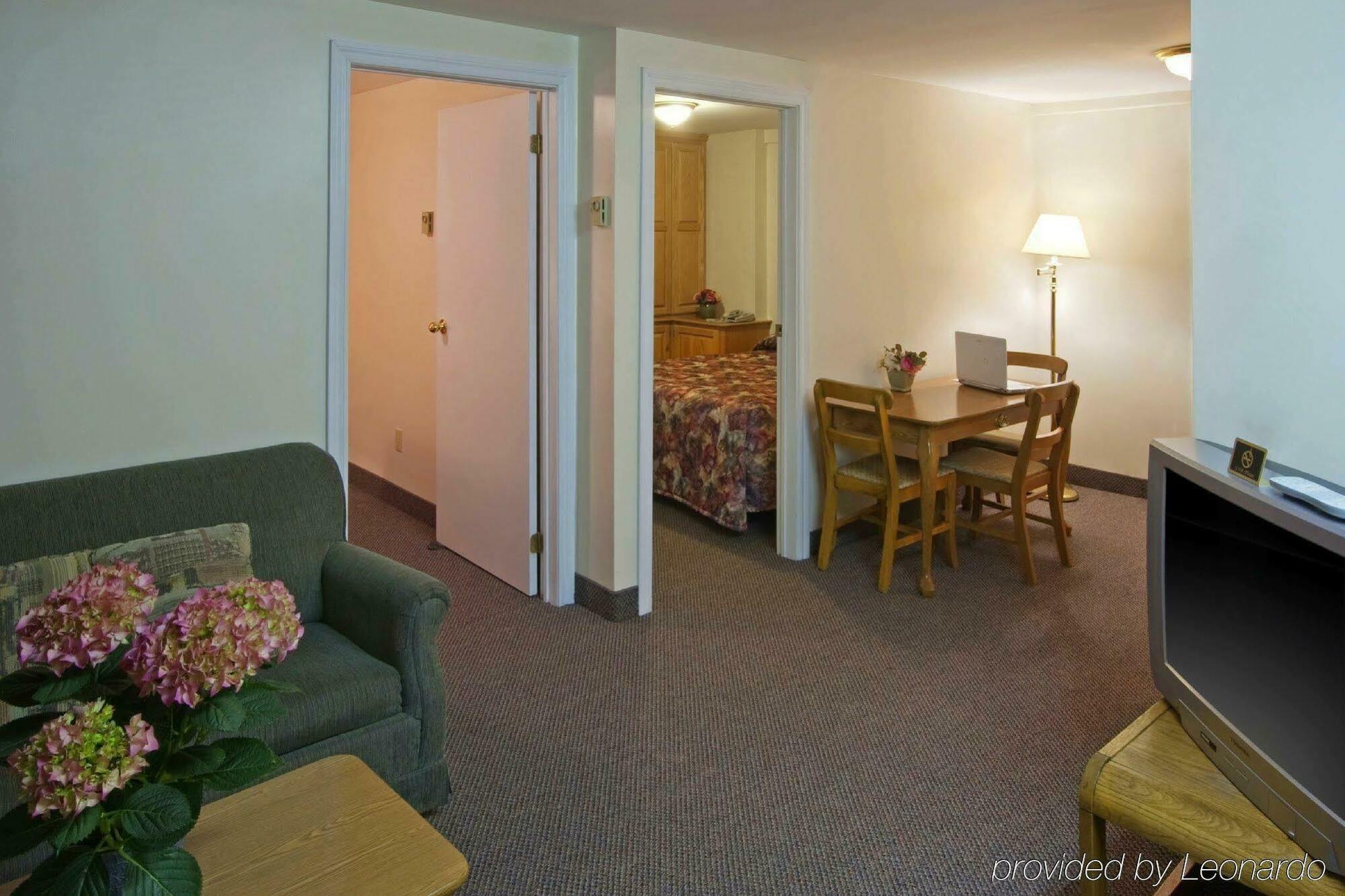 Econo Lodge Inn & Suites Saint John Cameră foto